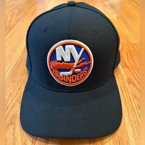 Fanatics Black NY Islanders Hat
